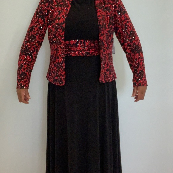 Meet your Posher, Stephanie - Picture 1 of 7